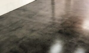 A beautifully stained concrete floor in Pasadena, TX